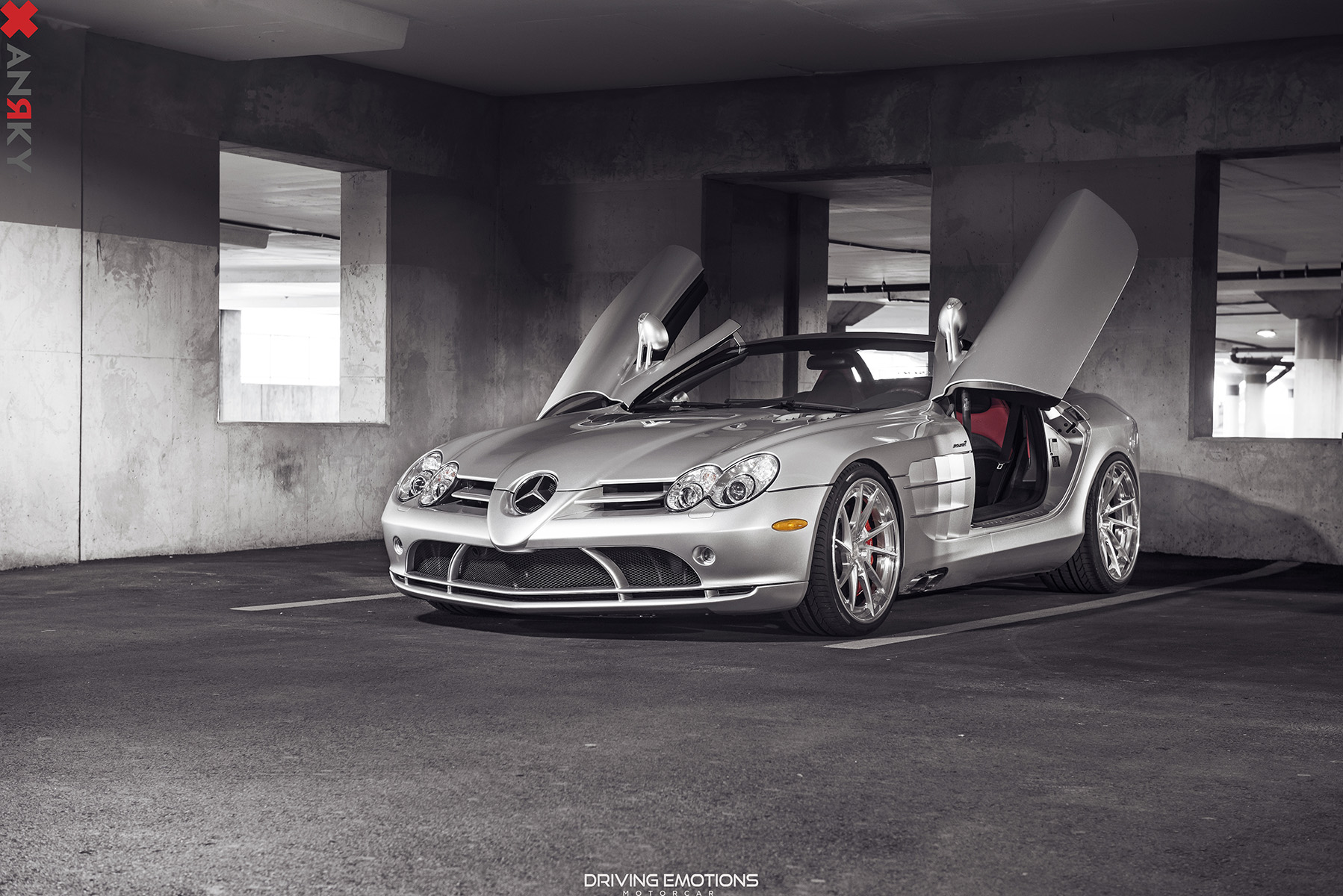 Alum Clear Center | Mirror Clear Lip | Hidden Hardware | 20/21"