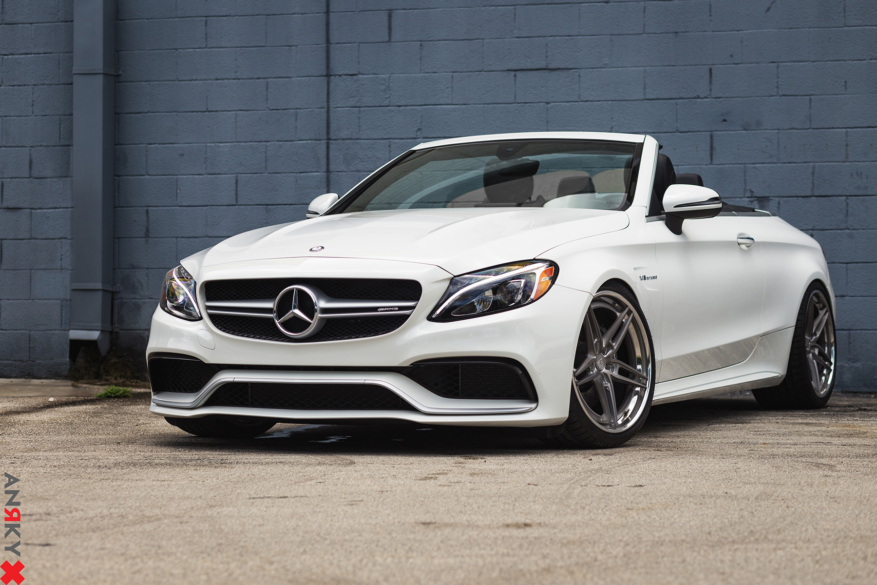 Ice Gunmetal Center | Mirror Clear Lip | Hidden Hardware | 20"