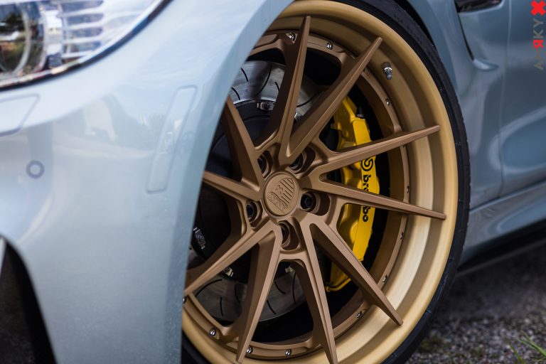 AN33 – BMW F82 M4