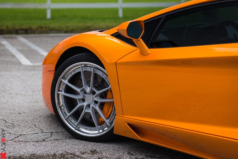 AN34 – Lamborghini Aventador