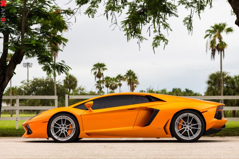 AN34 – Lamborghini Aventador