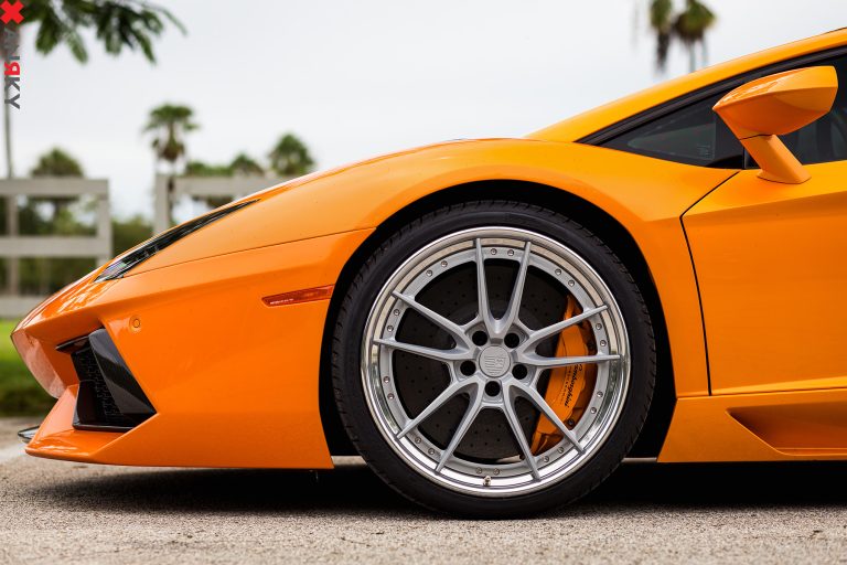 AN34 – Lamborghini Aventador