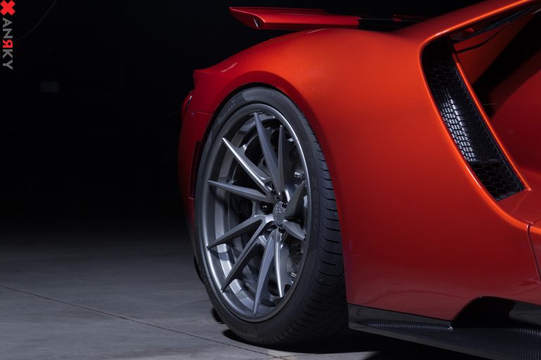AN33 – Ford GT