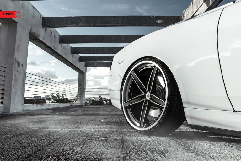 anrky-wheels-rolls-royce-dawn_27141425969_o
