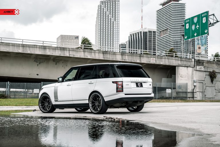an30-land-rover-range-rover_38201059374_o