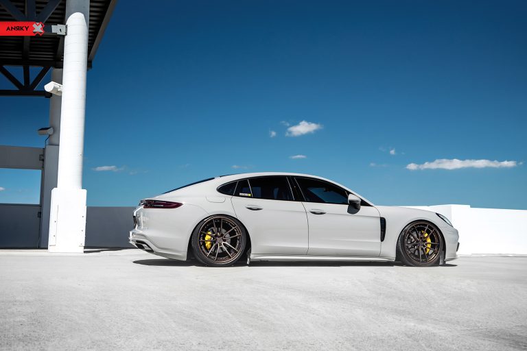 porsche-panamera-an34_40401001151_o