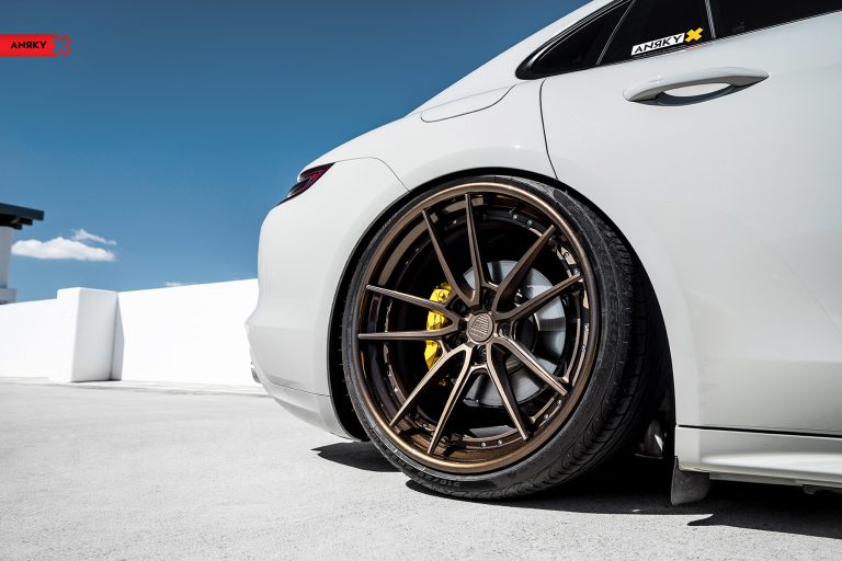 porsche-panamera-an34_38590432300_o