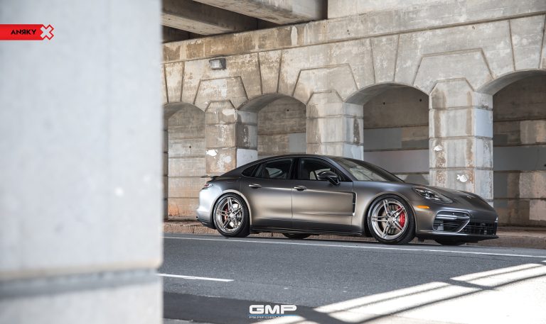 an27-porsche-panamera-turbo_26432907578_o