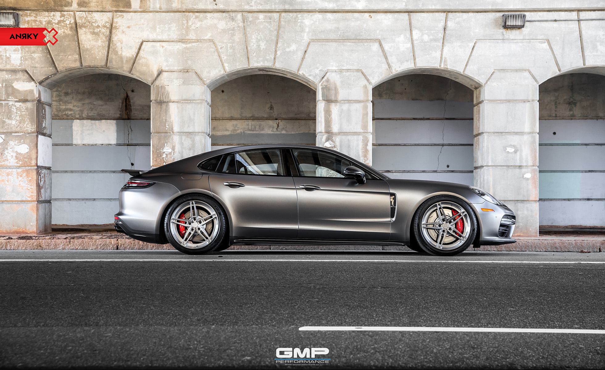 an27-porsche-panamera-turbo_25434431267_o