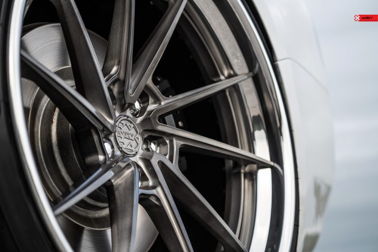 anrky-wheels-rolls-royce-an33-seriesthree_32293116278_l
