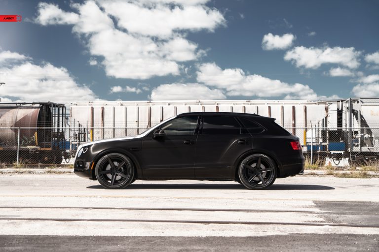 anrky-bentley-bentayga-an35-seriesthree_32379174857_l