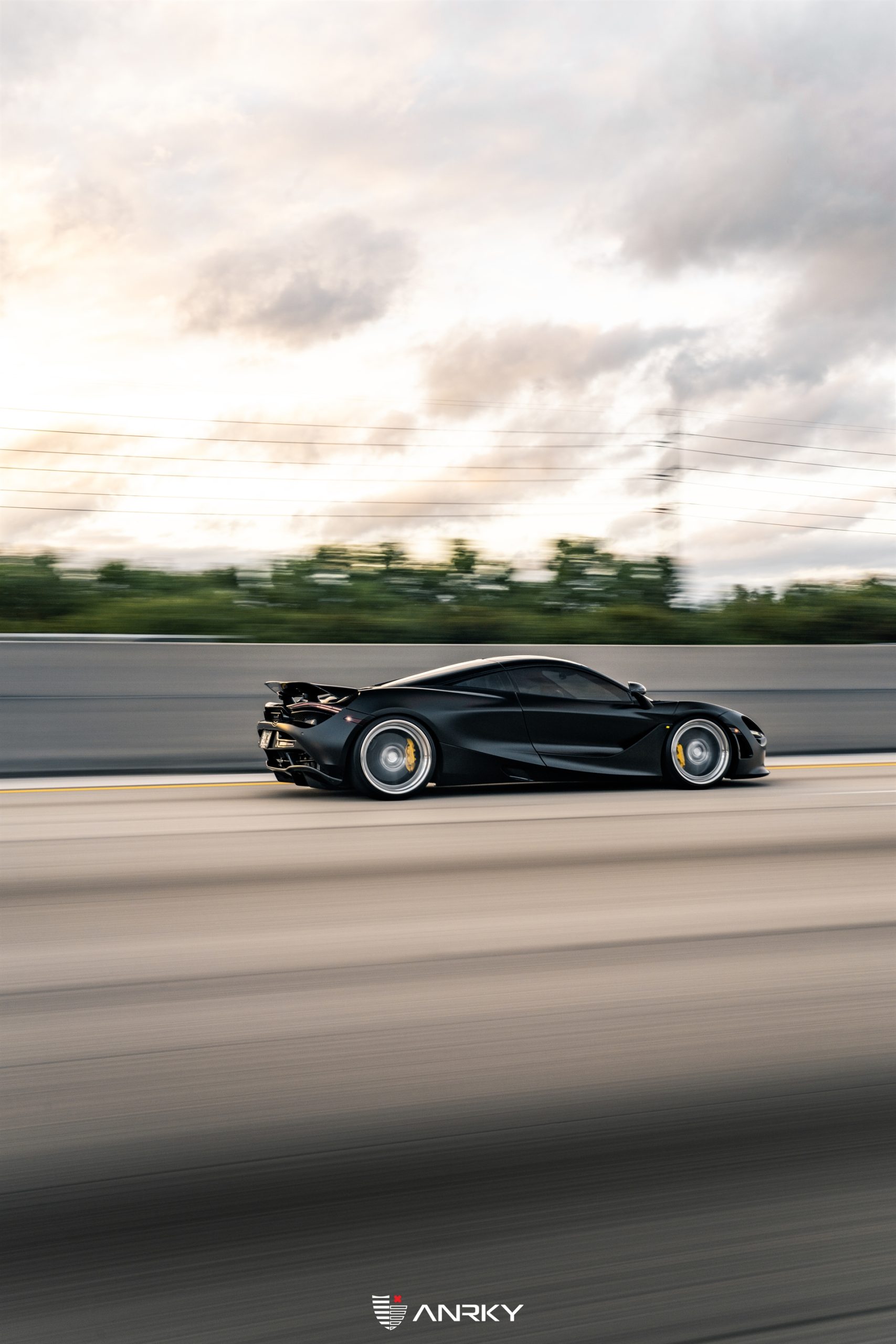 クラランス ZX6R x 720S #supercars #sportscars #supercar #zx6r #ninja