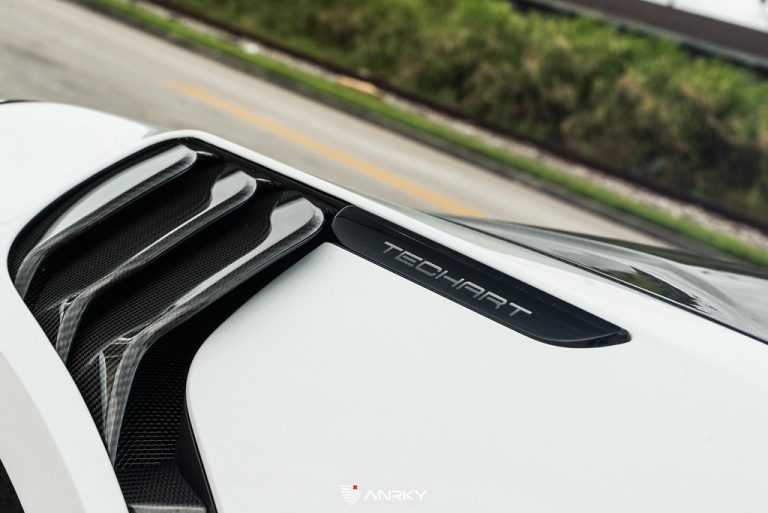 54137175652