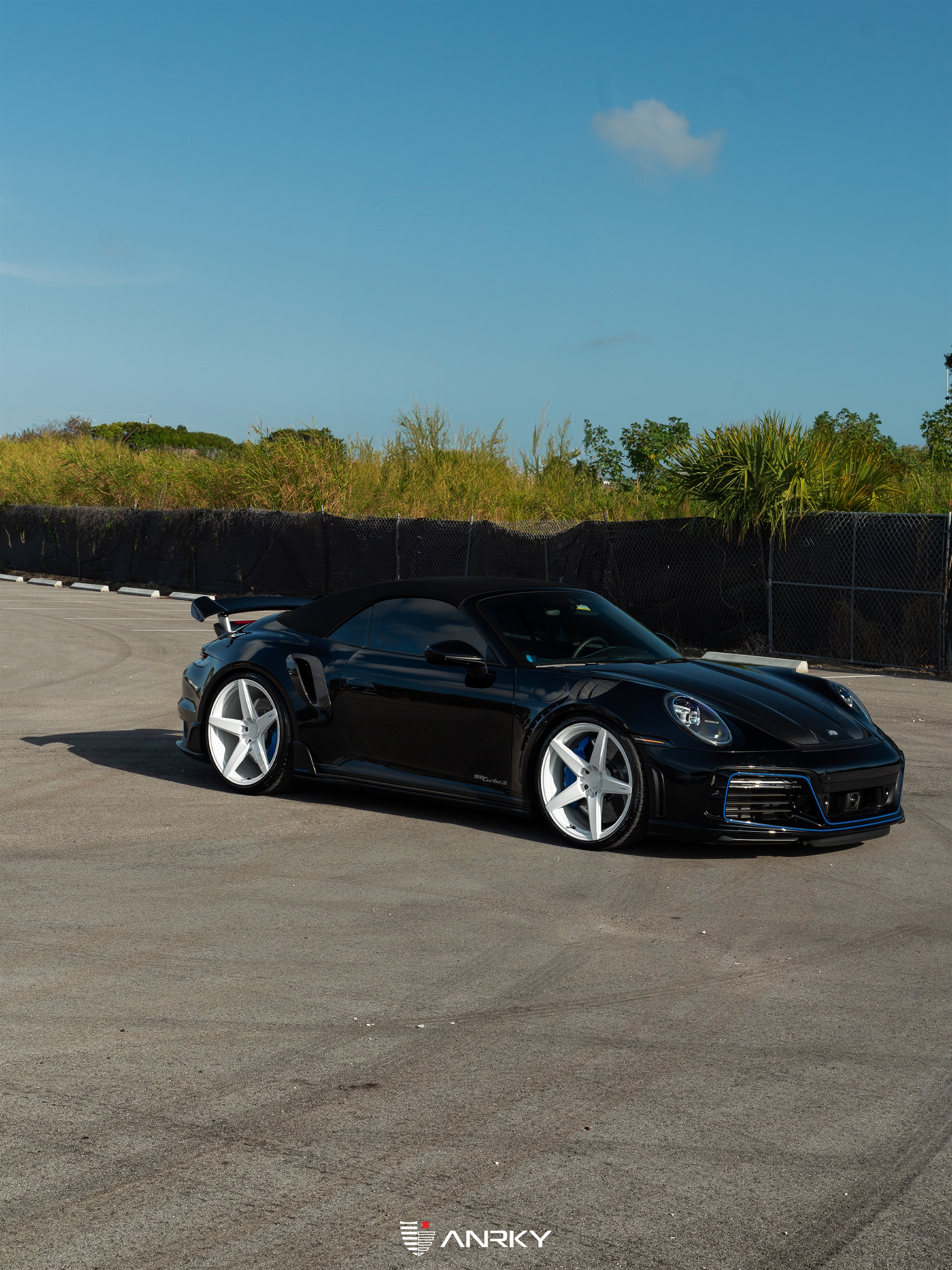 Mass Image Compressor Compressed this image. https://sourceforge.net/projects/icompress/ with Quality:100