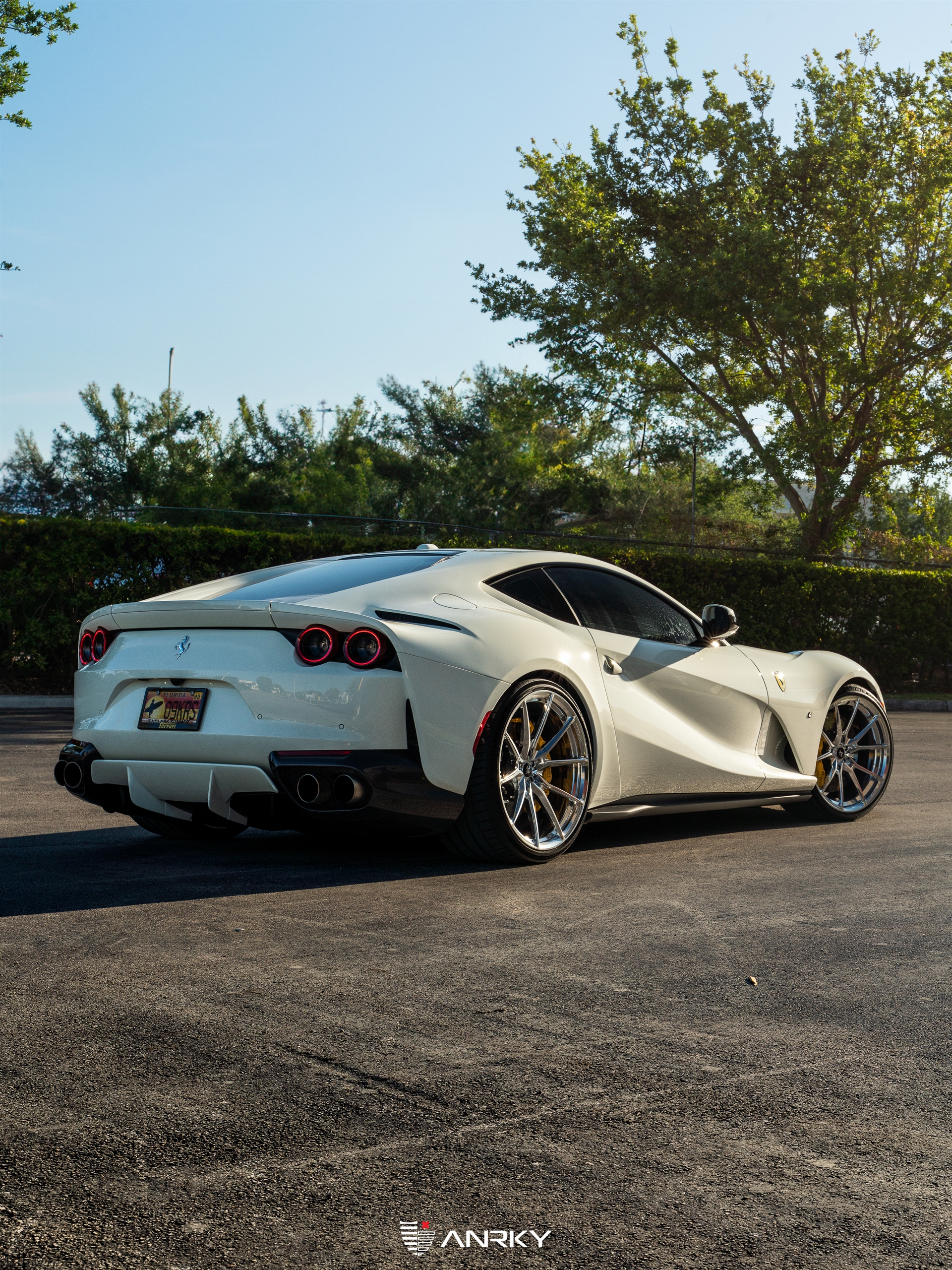 Mass Image Compressor Compressed this image. https://sourceforge.net/projects/icompress/ with Quality:100