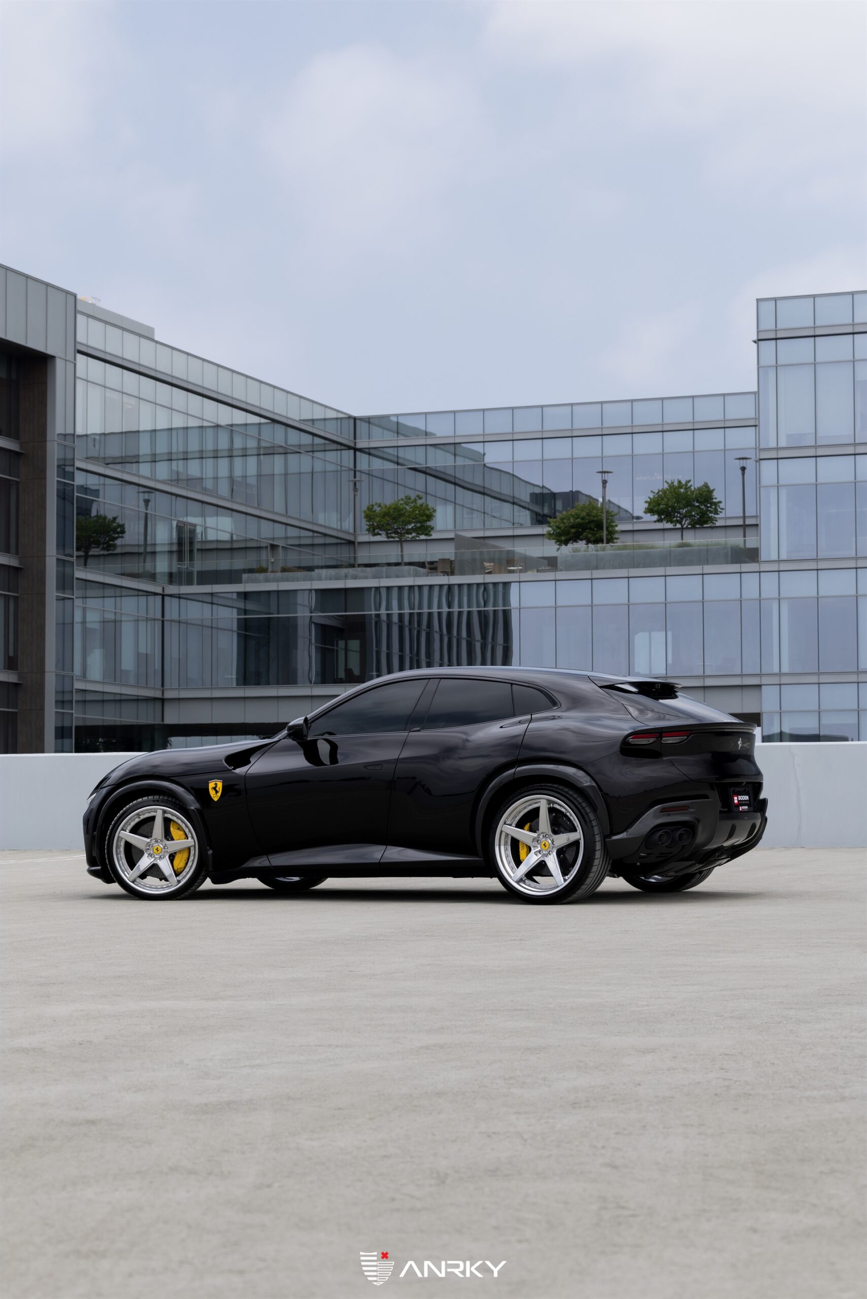 Mass Image Compressor Compressed this image. https://sourceforge.net/projects/icompress/ with Quality:100