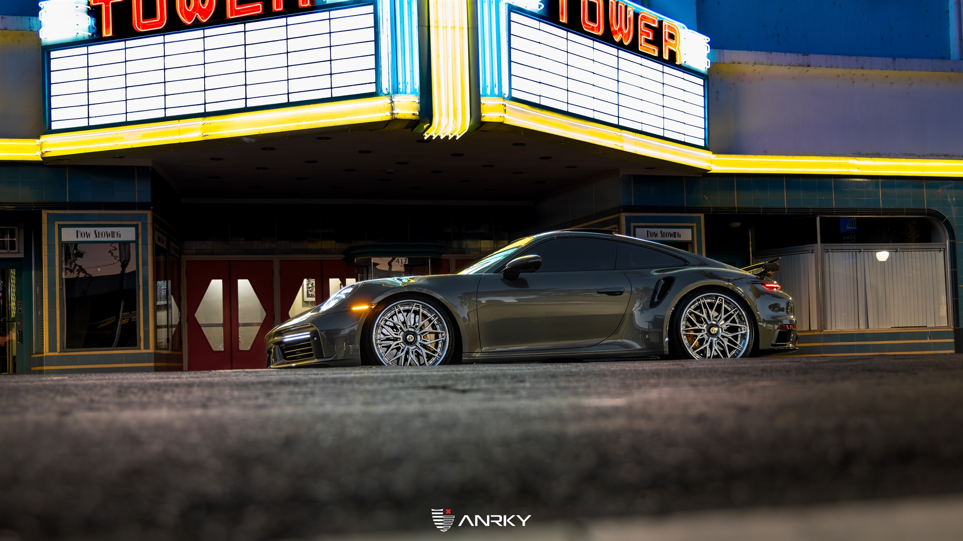 Mass Image Compressor Compressed this image. https://sourceforge.net/projects/icompress/ with Quality:100